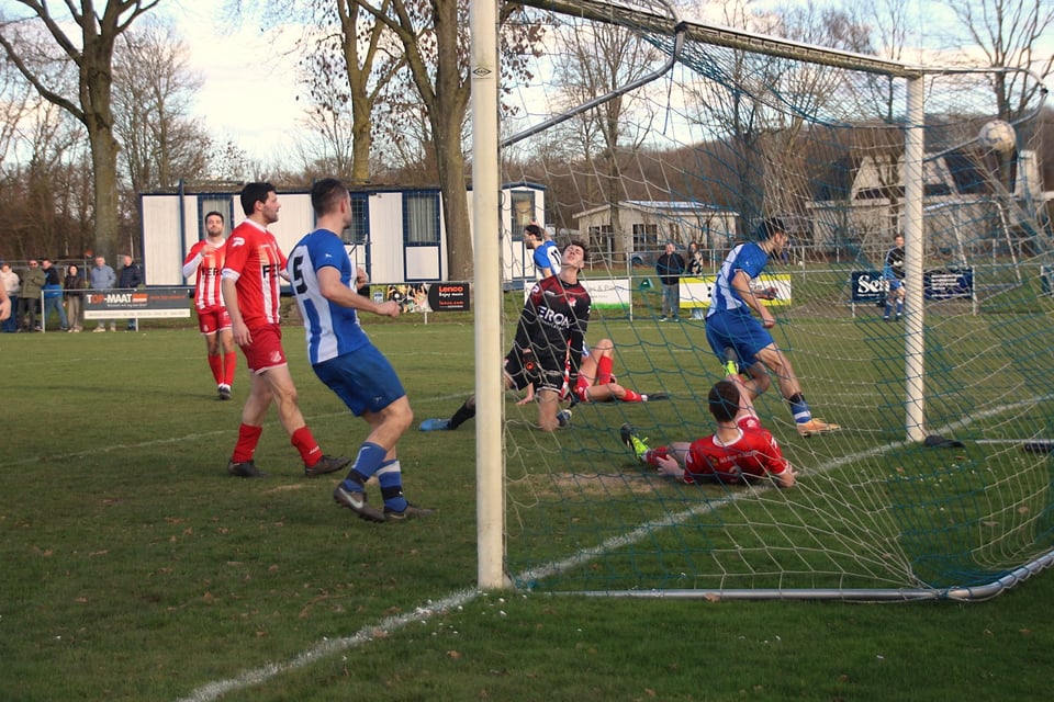 Wedstrijdverslag URMONDIA 1 - ROOSTEREN 1